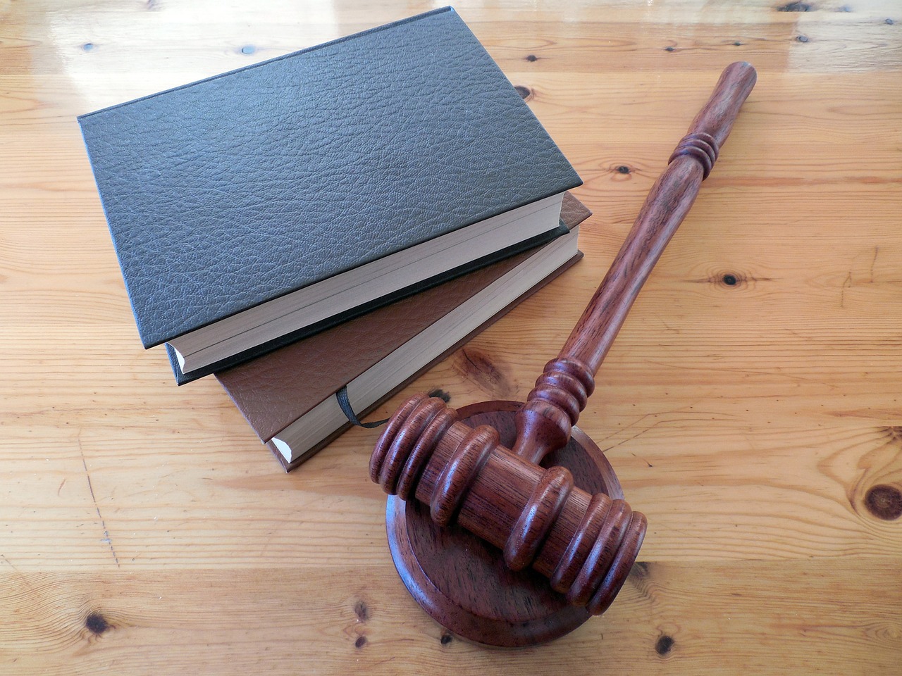 Adwokat a prawnik – jaka jest różnica